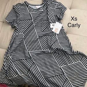 BNWT XS black & grey striped dress lularoe Carly